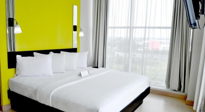 Hotel Santika BSD City-Serpong Exterior foto