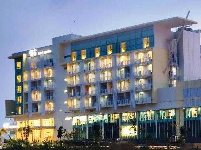 Hotel Santika BSD City-Serpong Exterior foto